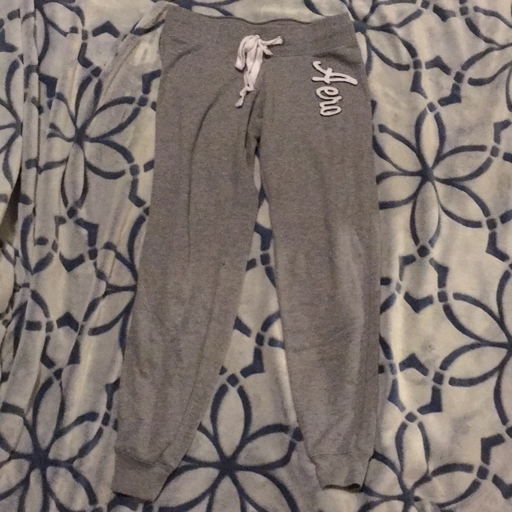 Women’s low rise sweatpants